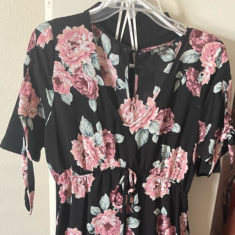 V Neck Floral Maxi Dress